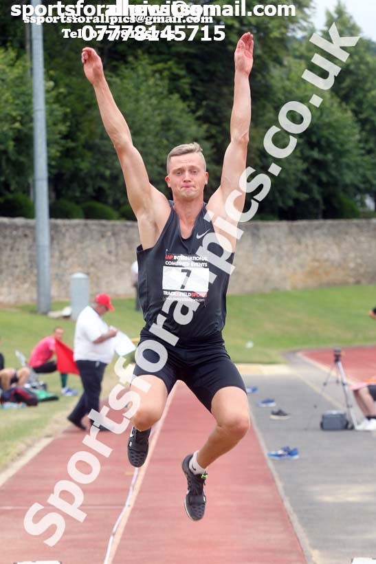 Mens decathlon, EAP International Combined Events, Hexham, Northumberland. Photo: David T. Hewitson/Sports for All Pics